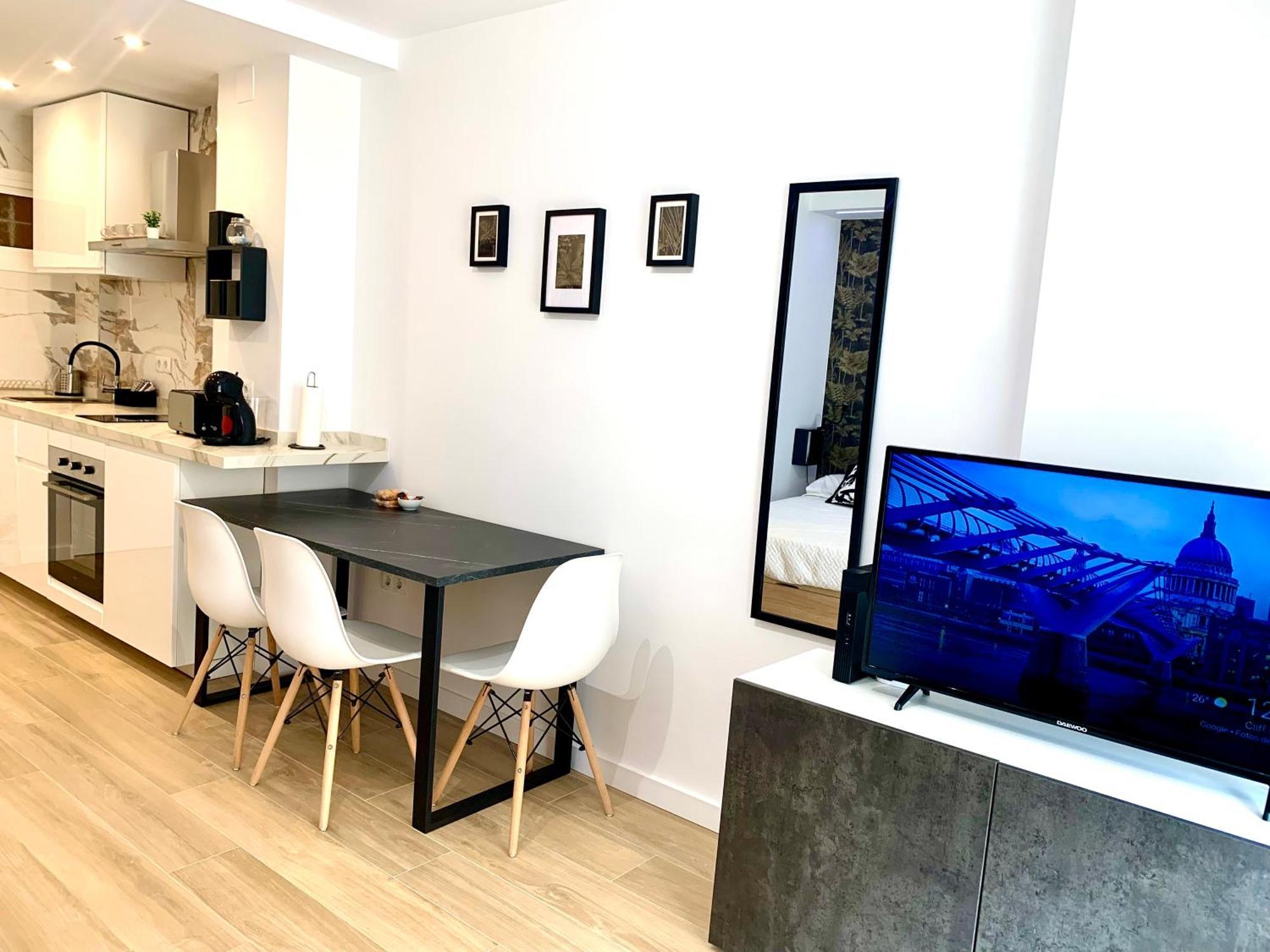 Apartamento Premium Con Piscina - Recepcion 24 Hs Benalmadena Exterior photo